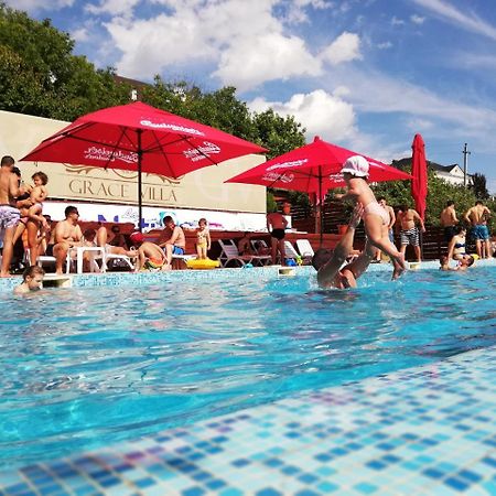 Grace Villa Codru Buitenkant foto