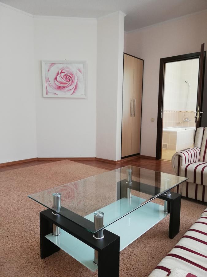 Grace Villa Codru Buitenkant foto